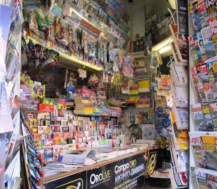 kiosk-1366372_1280
