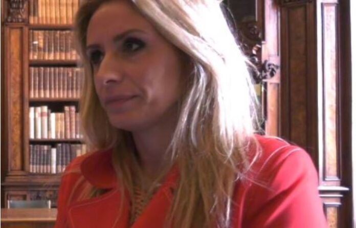 Caruso francesca