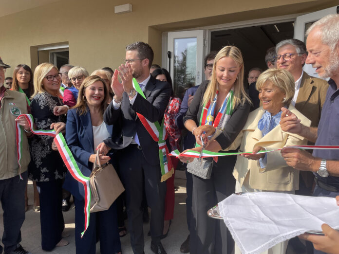 Taglio del Nastro