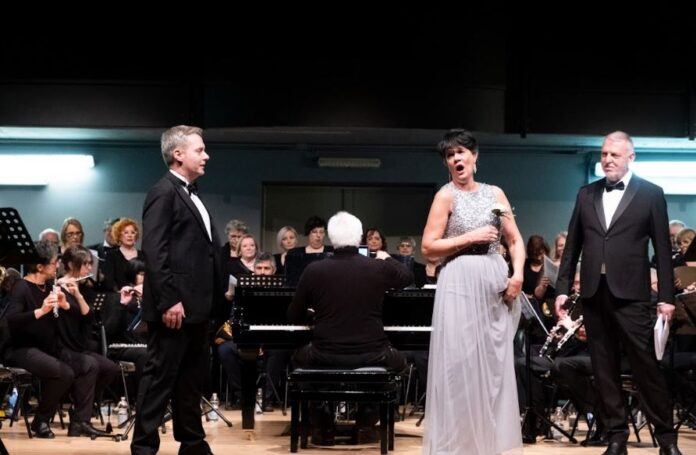 momento opera
