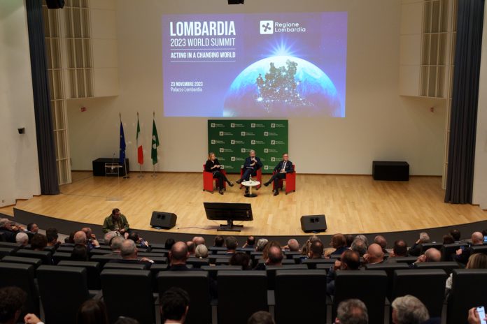 auditorium-apertura-World-Summit-1