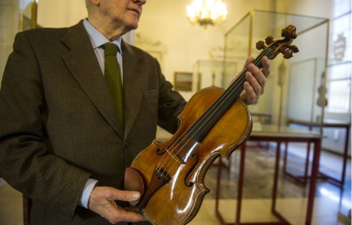 stradivari