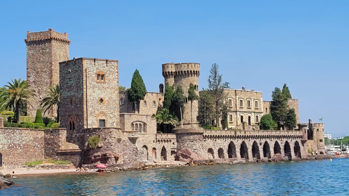 Castello.Napoule1