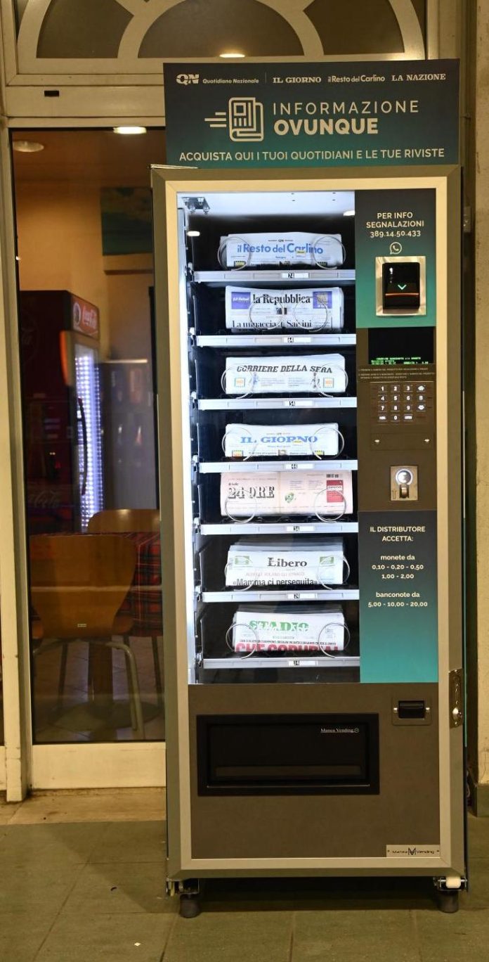 Distributore automatico di giornali