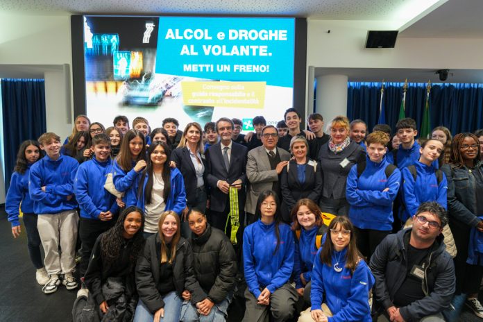 Fontana-La-Russa-giovani-alcol-droga