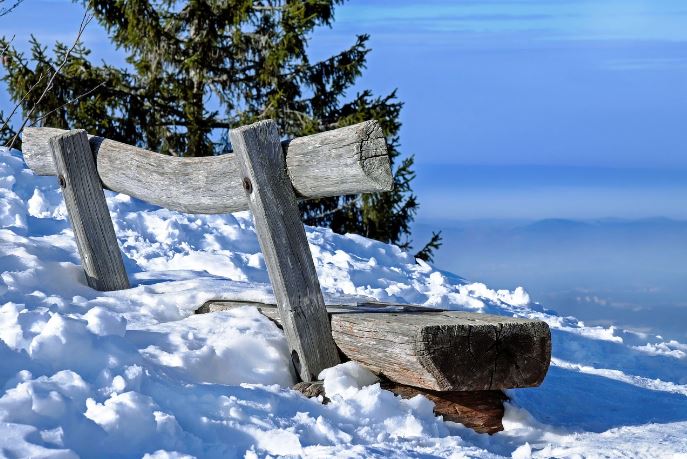 montagna innevata