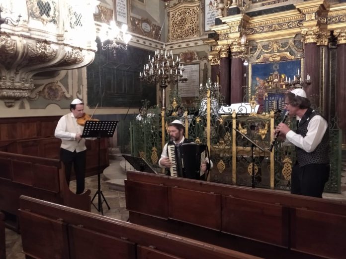 Il trio Trio Klezmer