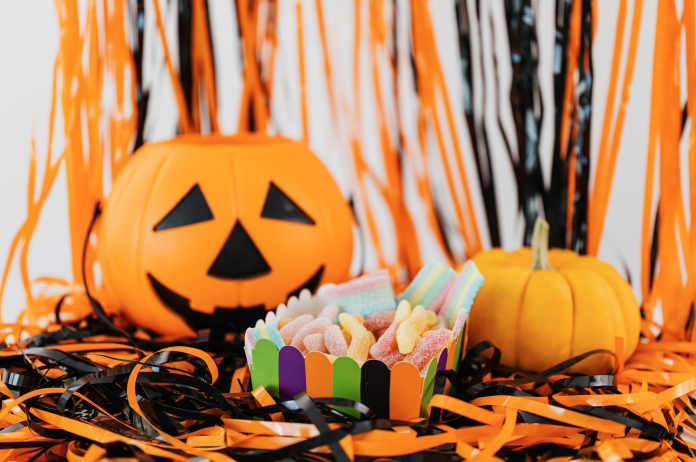 Halloween Halloween conquista la Lombardia: dolci, zucche e travestimenti in cima agli acquisti