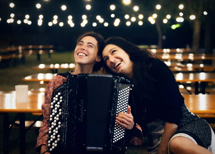 Arianna Scommegna e Giulia Bertasi