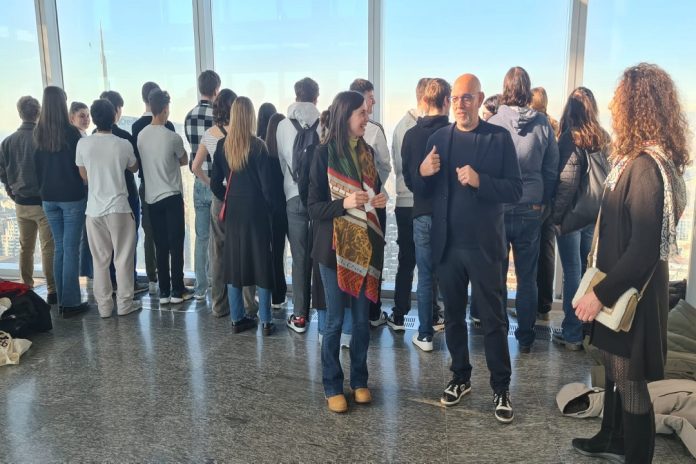 Sertori-e-studenti-al-Belvedere
