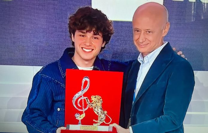 Settembre Sanremo 2025, Settembre trionfa tra le "Nuove Proposte" e conquista la critica al Festival