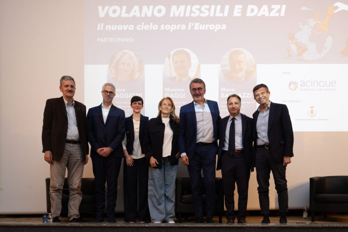 Volano missili e dazi - 1
