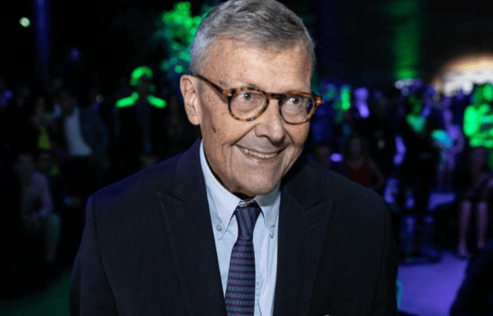 Addio a Giancarlo Santalmassi: il volto del Tg2 è morto a 83 anni Addio a Giancarlo Santalmassi: il volto del Tg2 è morto a 83 anni