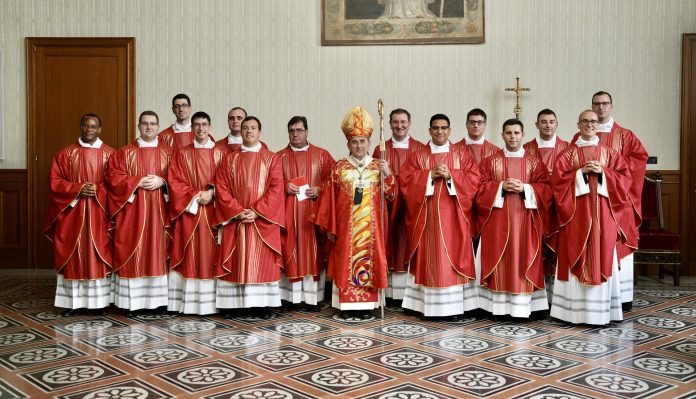 preti diocesani