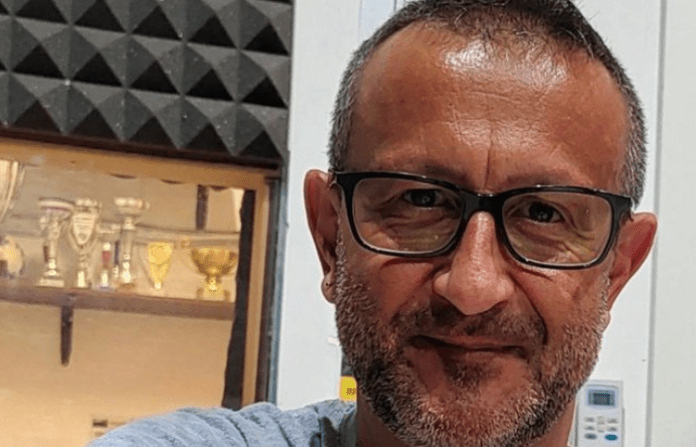 Roberto Florindi Roberto Florindi presenta “UNDICI”: un romanzo nato lungo il Cammino di Santiago