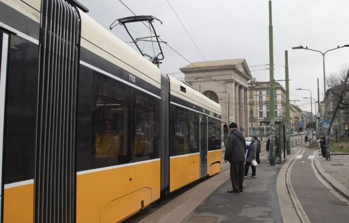 tram